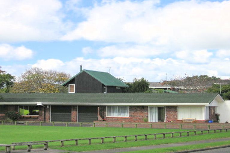 Photo of property in 1/25 Mccrystal Avenue, Bucklands Beach, Auckland, 2012