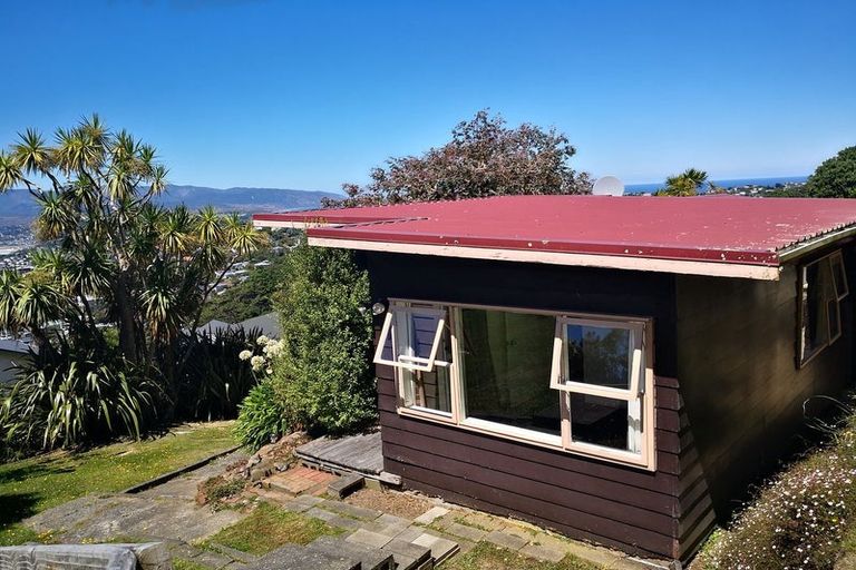 Photo of property in 44 Mitchell Street, Brooklyn, Wellington, 6021