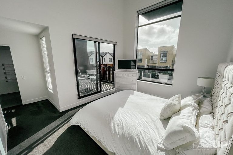 Photo of property in 19 Nevill Road, Hobsonville, Auckland, 0616