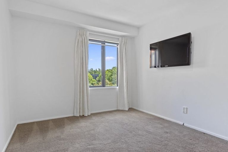 Photo of property in Gloucester Towers, 13/28 Gloucester Street, Christchurch Central, Christchurch, 8013