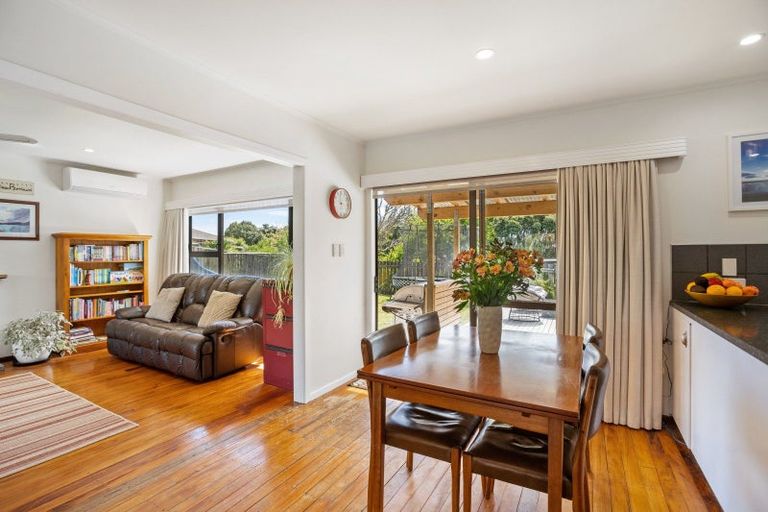 Photo of property in 89 Martin Road, Paraparaumu Beach, Paraparaumu, 5032