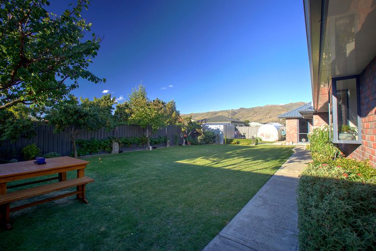 Photo of property in Cromwell Motels, 3 Gavan Street, Cromwell, 9310