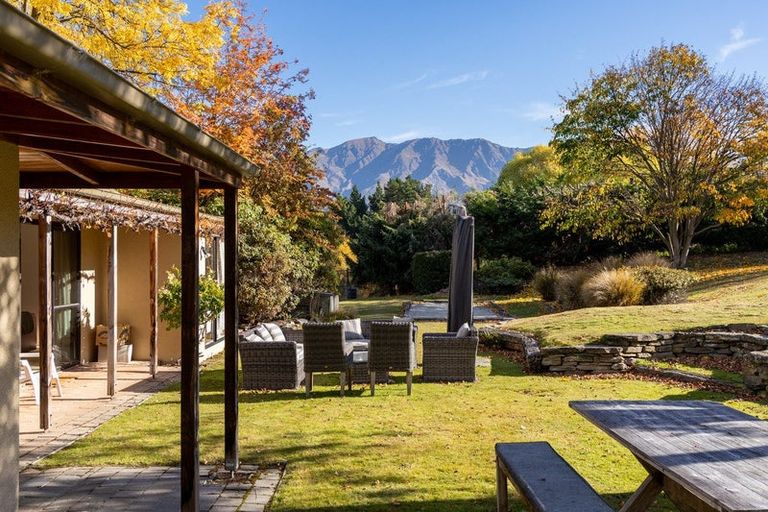 Photo of property in 385 Littles Road, Dalefield, Queenstown, 9371