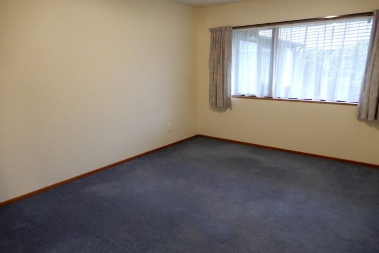 Photo of property in 192 Hawthornden Road, Avonhead, Christchurch, 8042