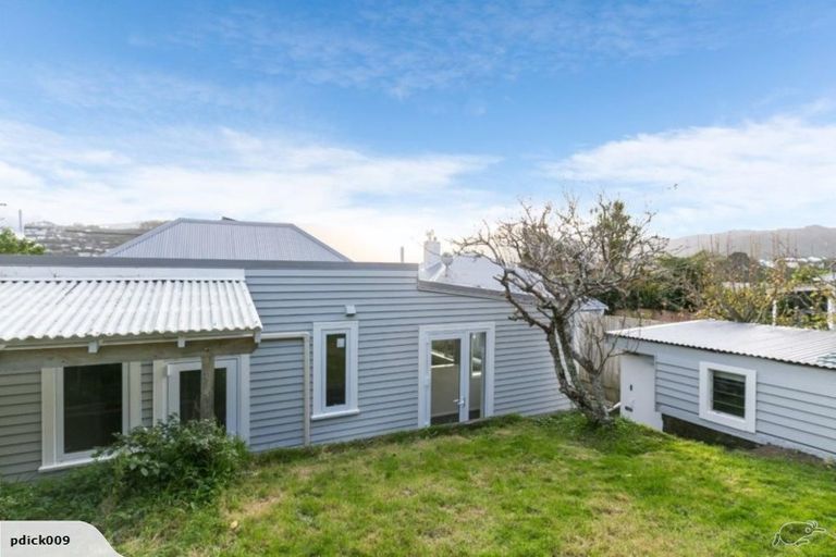 Photo of property in 19 Fernhill Terrace, Wadestown, Wellington, 6012