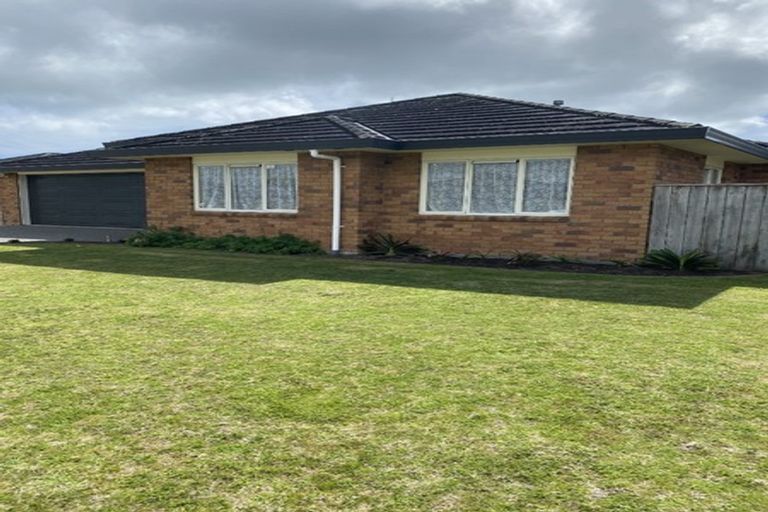 Photo of property in 20 San Priamo Place, Paraparaumu Beach, Paraparaumu, 5032