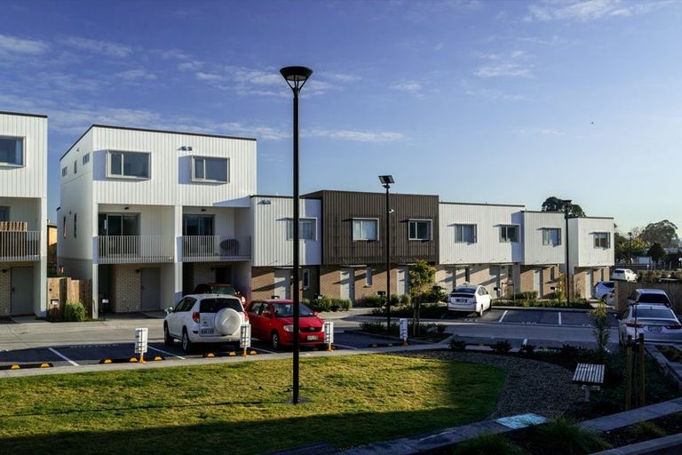 Photo of property in 25 Ngae Place, Mangere East, Auckland, 2024