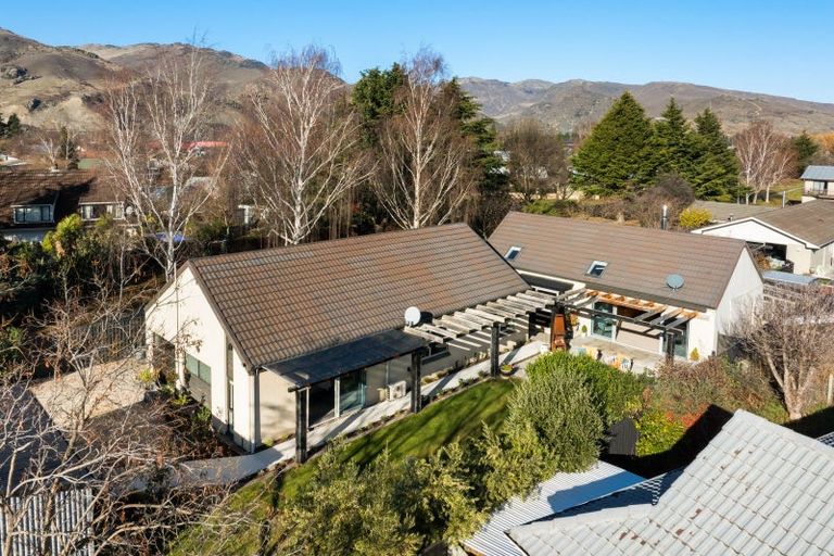 Photo of property in 27 Leitrum Street, Cromwell, 9310