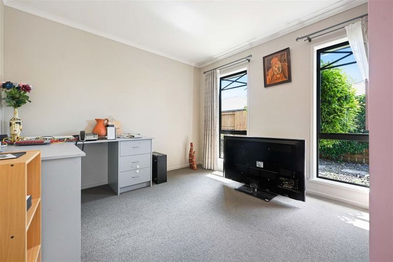 Photo of property in 12 Rosewood Court, Huntington, Hamilton, 3210