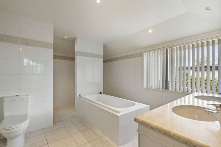 Photo of property in 363a Hibiscus Coast Highway, Orewa, 0931