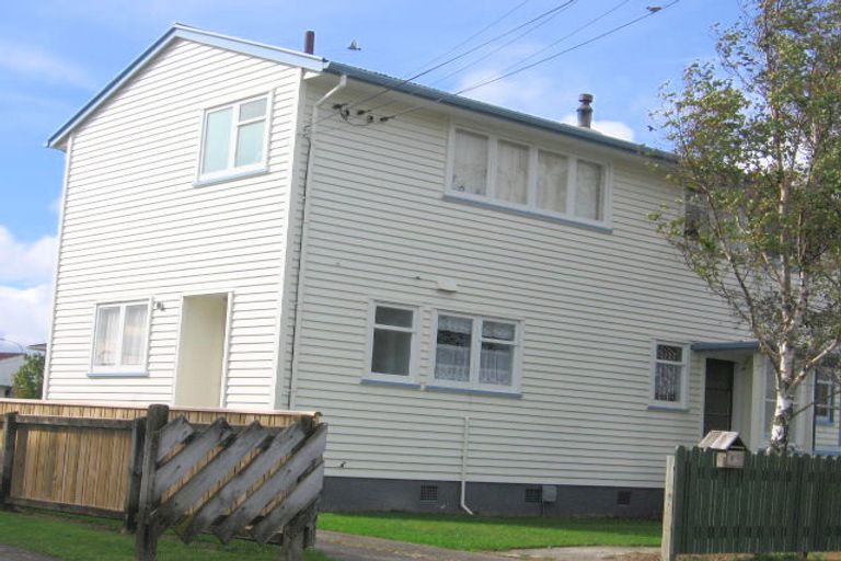 Photo of property in 17 Trevethick Grove, Woburn, Lower Hutt, 5010