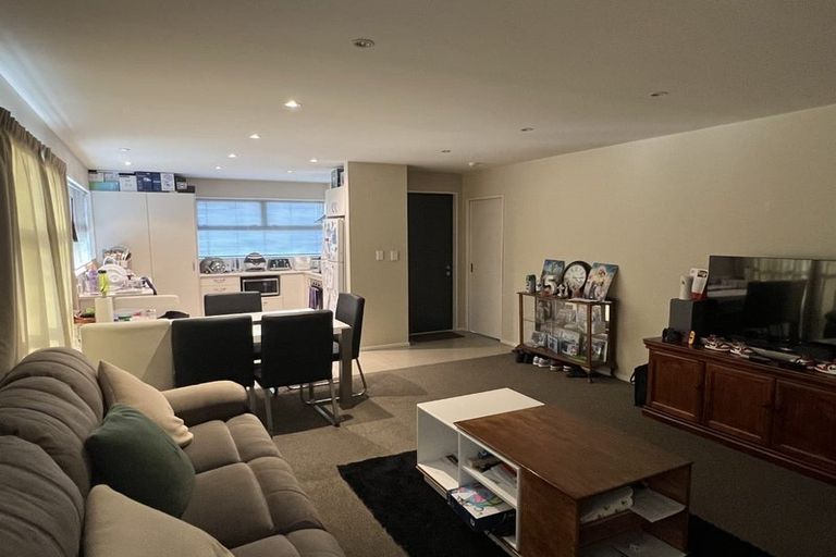 Photo of property in 5a Rex Street, Riccarton, Christchurch, 8041