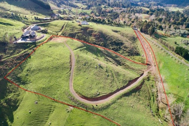 Photo of property in 78 Packtrack Road, Thames, 3577