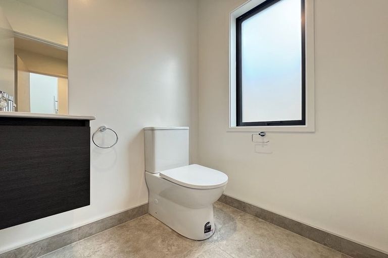 Photo of property in 129 Silverstream Road, Crofton Downs, Wellington, 6035