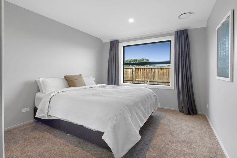 Photo of property in 12 Overton Place, Prebbleton, 7604