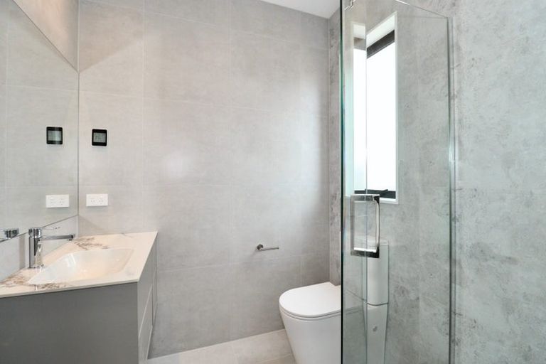 Photo of property in 13 Ngakau Road, Karaka, 2113
