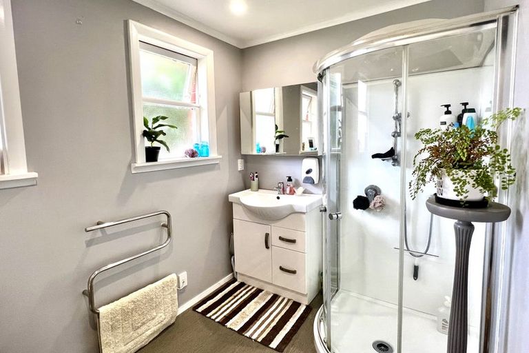 Photo of property in 1 Mchardie Street, Trentham, Upper Hutt, 5018