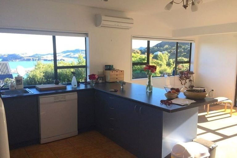 Photo of property in 35 Cornwall Road, Lyttelton, 8082