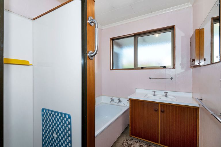 Photo of property in 1/1 Byron Place, Stoke, Nelson, 7011