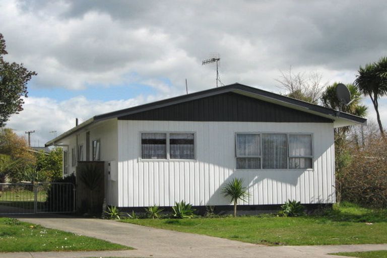 Photo of property in 45 Farnworth Crescent, Whakatane, 3120