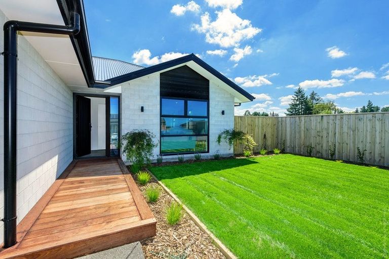 Photo of property in 6 Monarch Drive, Rolleston, 7614