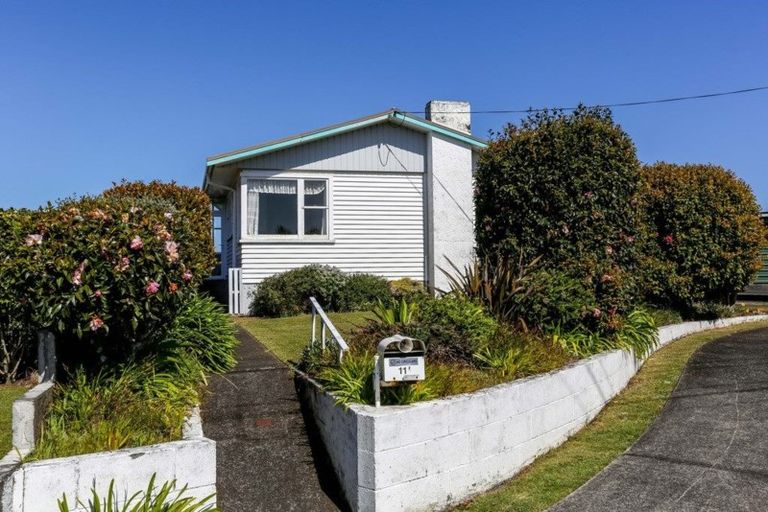 Photo of property in 11 Lydford Place, Spotswood, New Plymouth, 4310