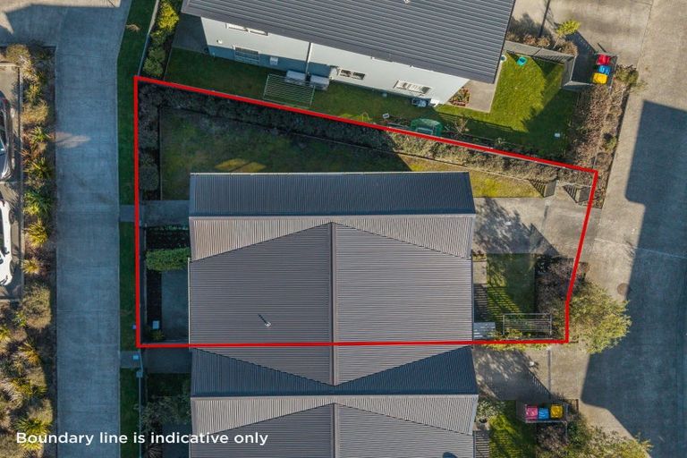 Photo of property in 34 Bluff Road, Kenepuru, Porirua, 5022