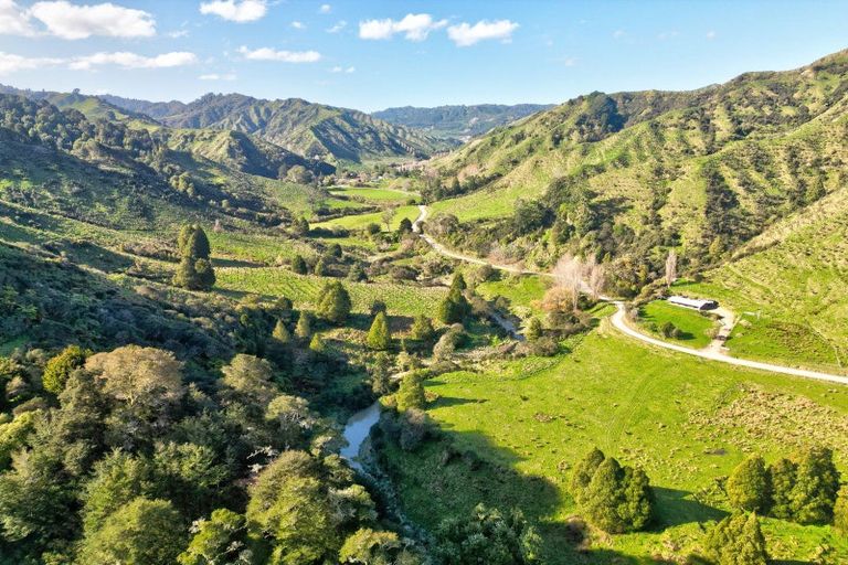 Photo of property in 918 Makakaho Road, Ngamatapouri, 4588