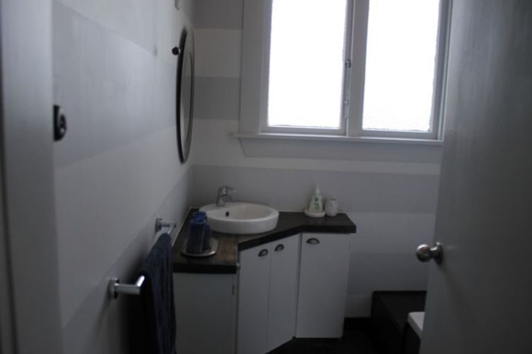 Photo of property in 1 Lowe Street, Avenal, Invercargill, 9810
