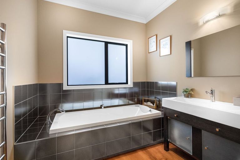 Photo of property in 20 Kingcraft Drive, Prebbleton, Christchurch, 7676