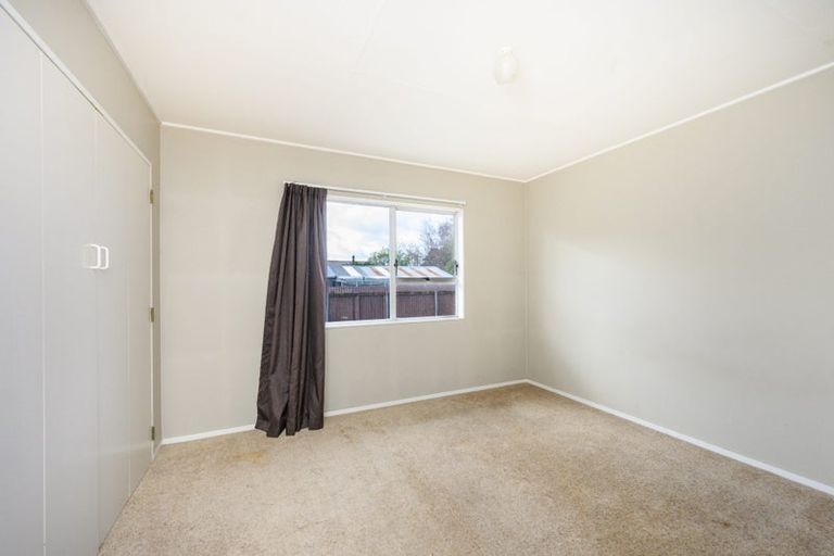 Photo of property in 40 Geraldine Crescent, Cloverlea, Palmerston North, 4412