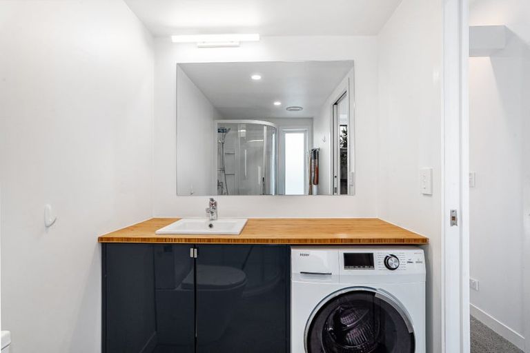 Photo of property in 35 Strathavon Road, Miramar, Wellington, 6022