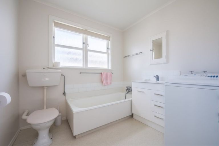 Photo of property in 1/1 Copeland Street, Hutt Central, Lower Hutt, 5011