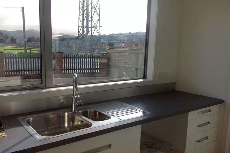 Photo of property in 50 Elizabeth Street, Moera, Lower Hutt, 5010
