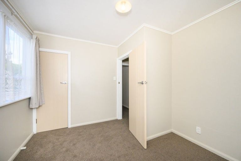 Photo of property in 26 Farnham Avenue, Highbury, Palmerston North, 4412