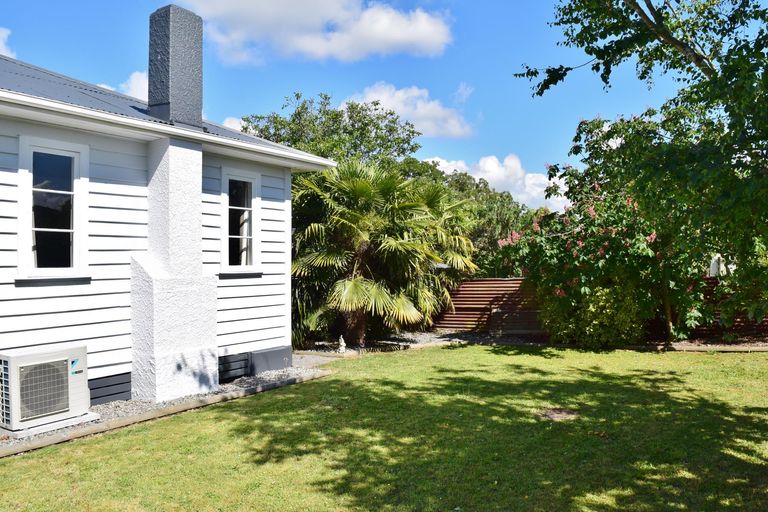 Photo of property in 7b Johnstone Street, Masterton, 5810