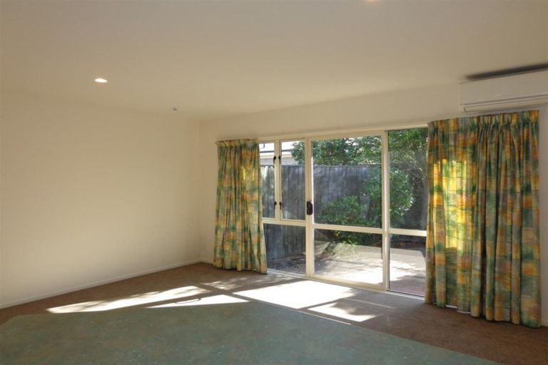 Photo of property in 93b Peverel Street, Riccarton, Christchurch, 8041