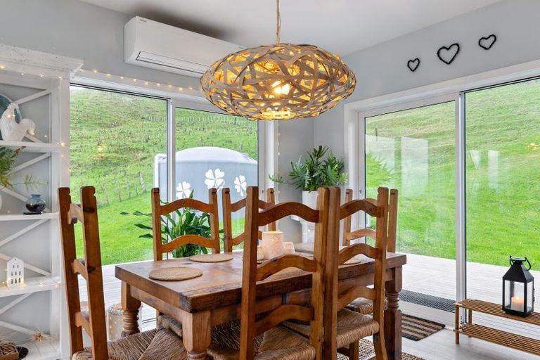 Photo of property in 225 Wheatstone Road, Wainui, Gisborne, 4073