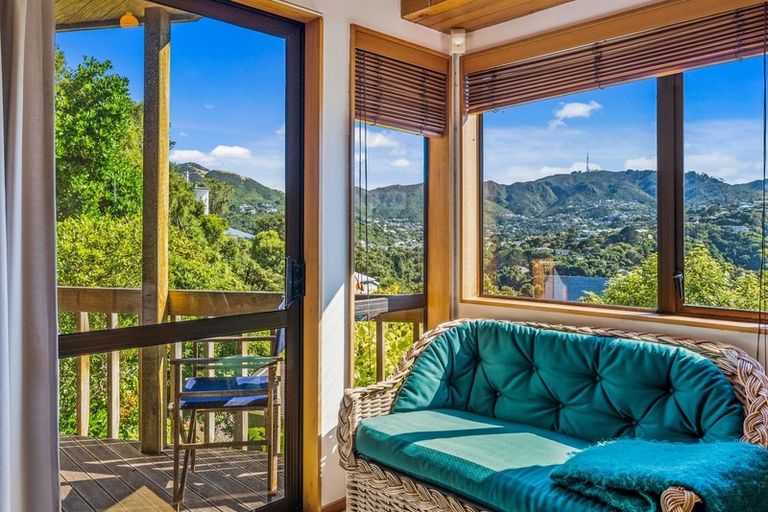 Photo of property in 8a Margaret Street, Wadestown, Wellington, 6012