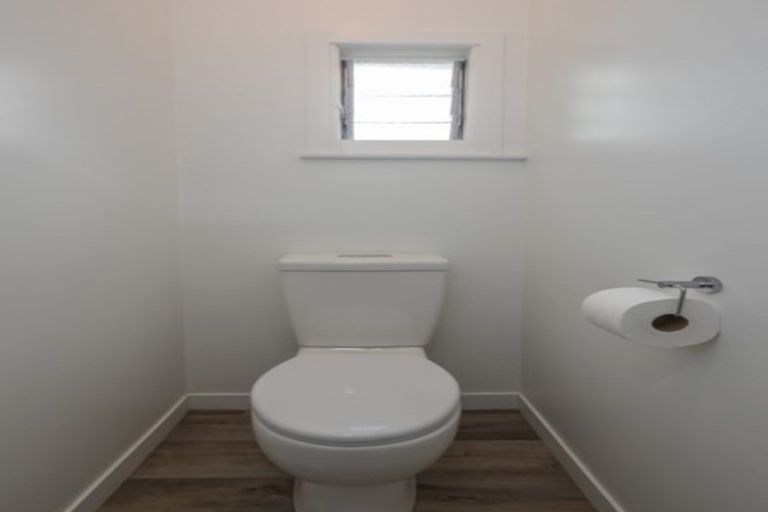 Photo of property in 33 Beach Street, Saint Clair, Dunedin, 9012