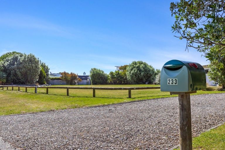 Photo of property in 233 Mangatawhiri Road, Omaha, 0986