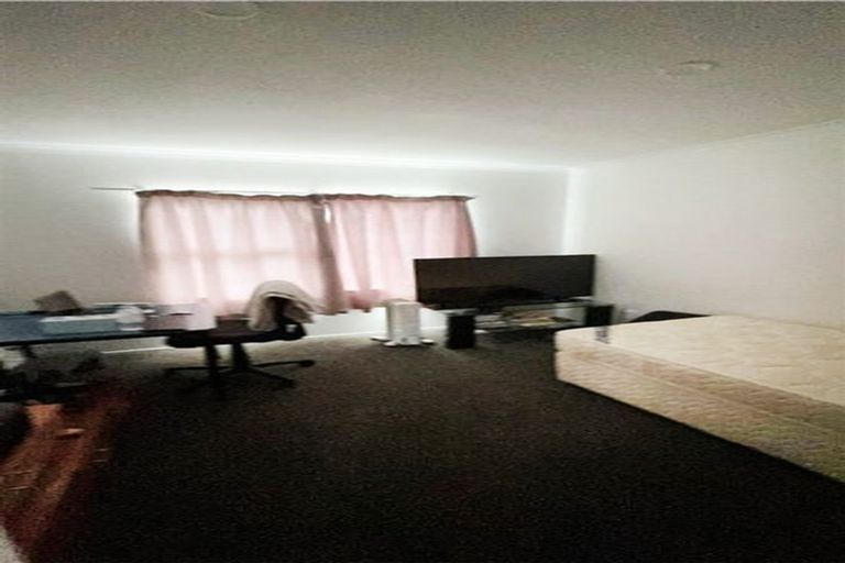 Photo of property in 71 John Walker Drive, Manurewa, Auckland, 2102