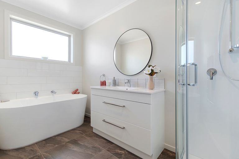 Photo of property in 53 Waikato Esplanade, Ngaruawahia, 3720