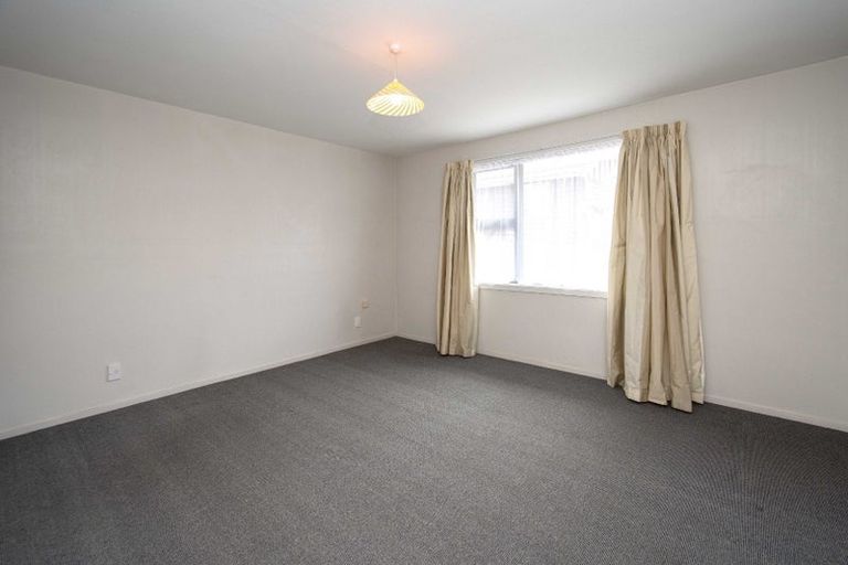 Photo of property in 363 Withells Road, Avonhead, Christchurch, 8042
