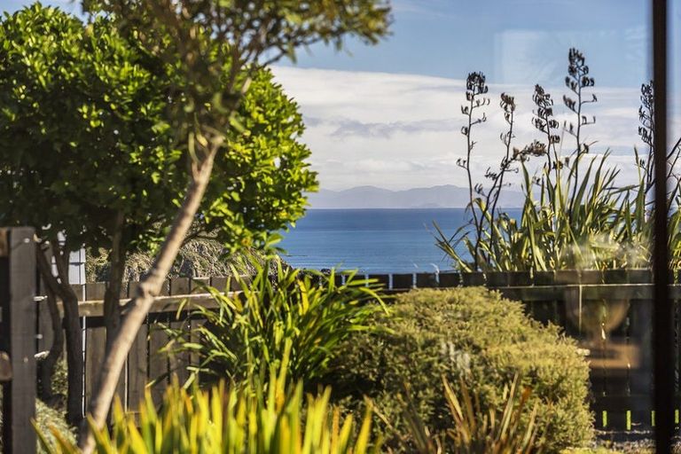 Photo of property in 31 Rothwell Street, Titahi Bay, Porirua, 5022
