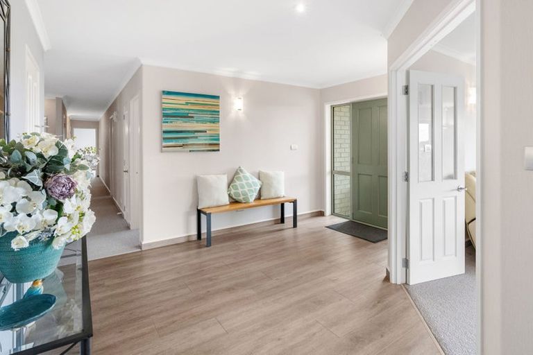 Photo of property in 6 Arete Lane, Levin, 5571