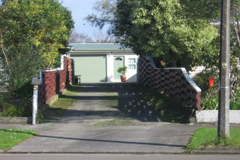 Photo of property in 5 Panako Place, Awapuni, Palmerston North, 4412