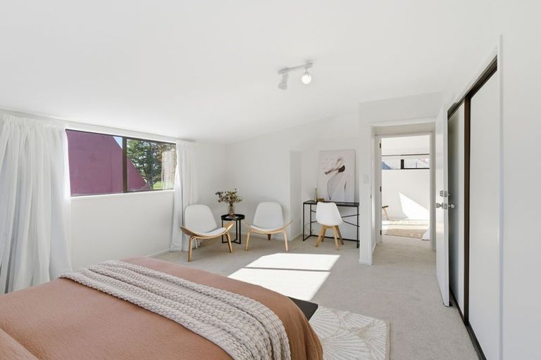 Photo of property in 1/318 Withells Road, Avonhead, Christchurch, 8042