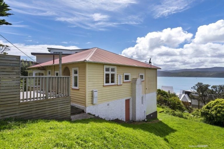 Photo of property in 19 Fettes Crescent, Seatoun, Wellington, 6022