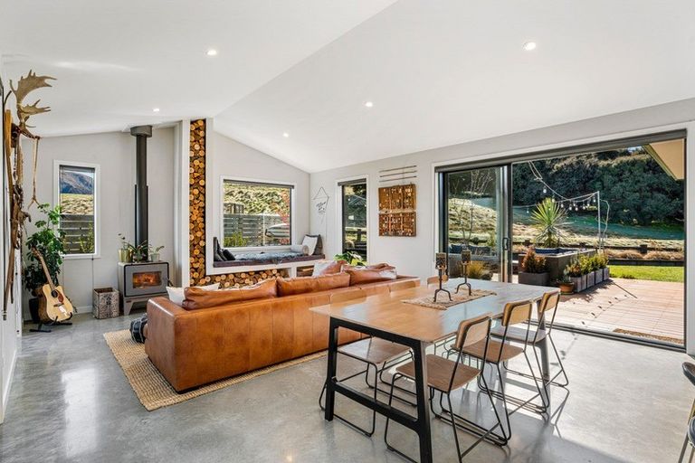 Photo of property in 89 Infinity Drive, Wanaka, 9305